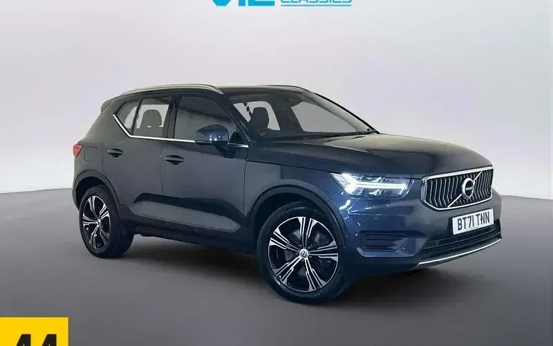 Begagnad Volvo XC40 Inscription 211 HK (155 kW) 2021 SUV