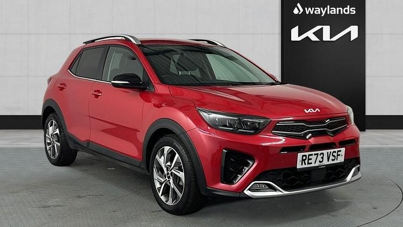 Used Kia Stonic GT-Line 100 HP (73 kW) 2023 Red SUV
