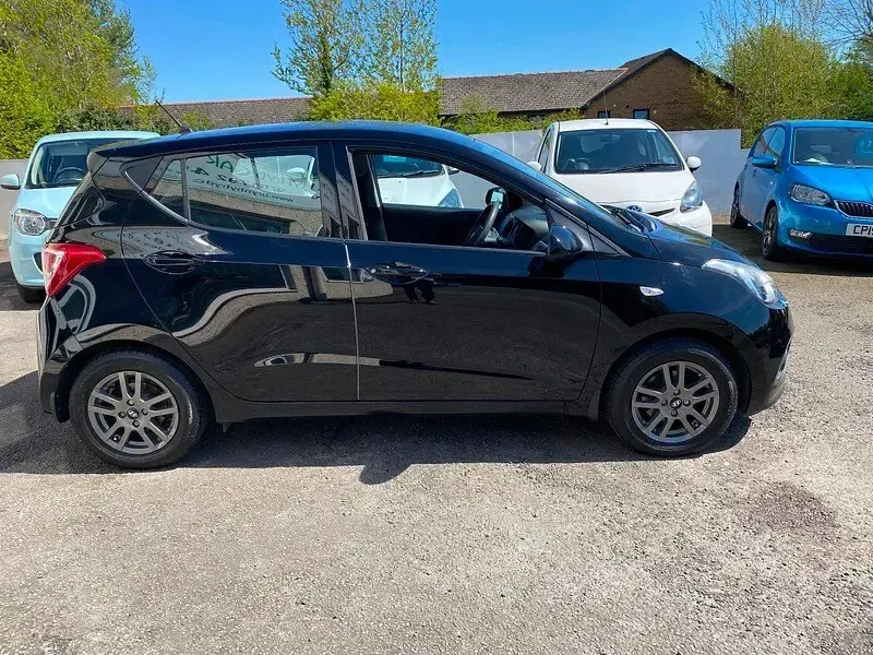 Used Hyundai i10 SE 2014 Black Hatchback