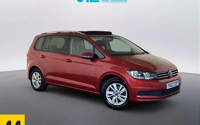 Used VW Touran Family 150 HP (110 kW) 2022 MPV