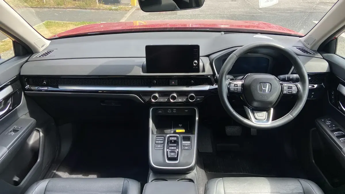 Used Honda CR-V Advance 184 HP (135 kW) 2025 Red SUV