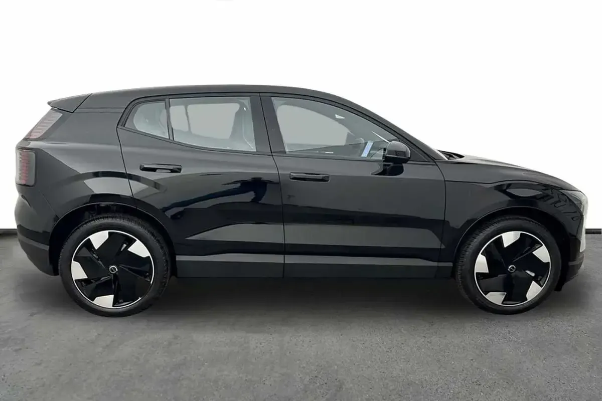 New Volvo EX30 Performance 314 kW (428 HP) 2026 Black SUV