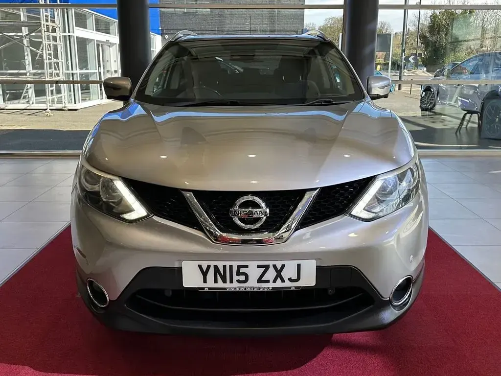 Używany Nissan Qashqai N-TEC 110 KM (80 kW) 2015 Srebrny SUV