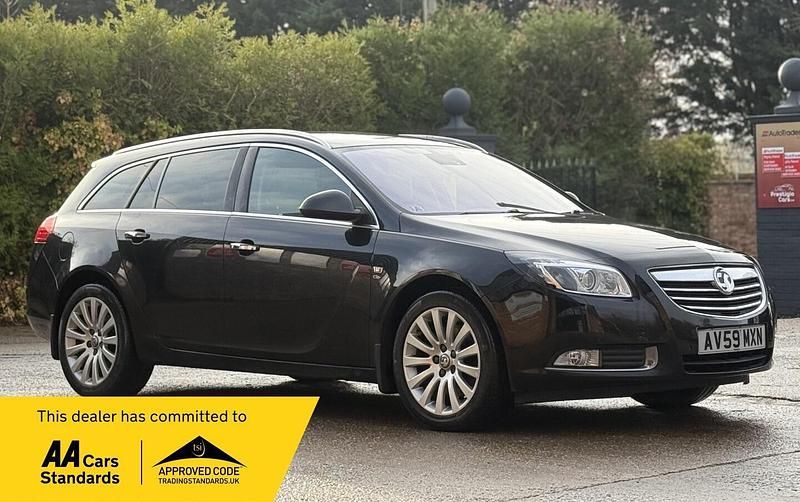 Black Used 2009 Vauxhall Insignia Elite Estate | £3,990 (Good price) - Image 1/2