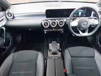 Used Mercedes A180 Executive 136 HP (100 kW) 2022 Blue Hatchback