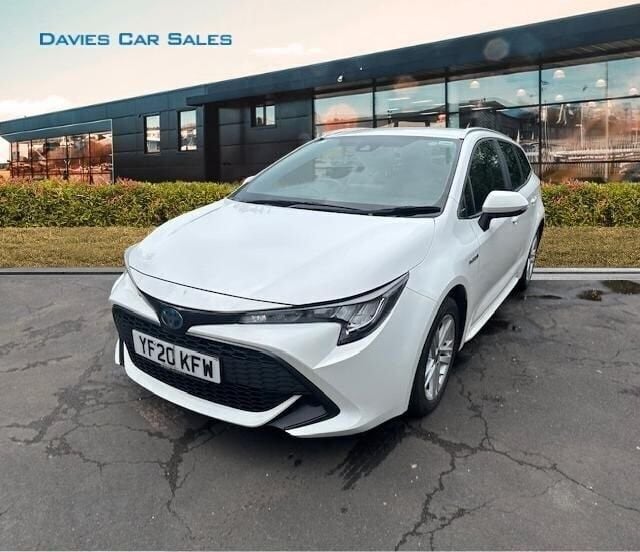 White Used 2020 Toyota Corolla Estate | £15,495 (Fair price) - Image 1/4