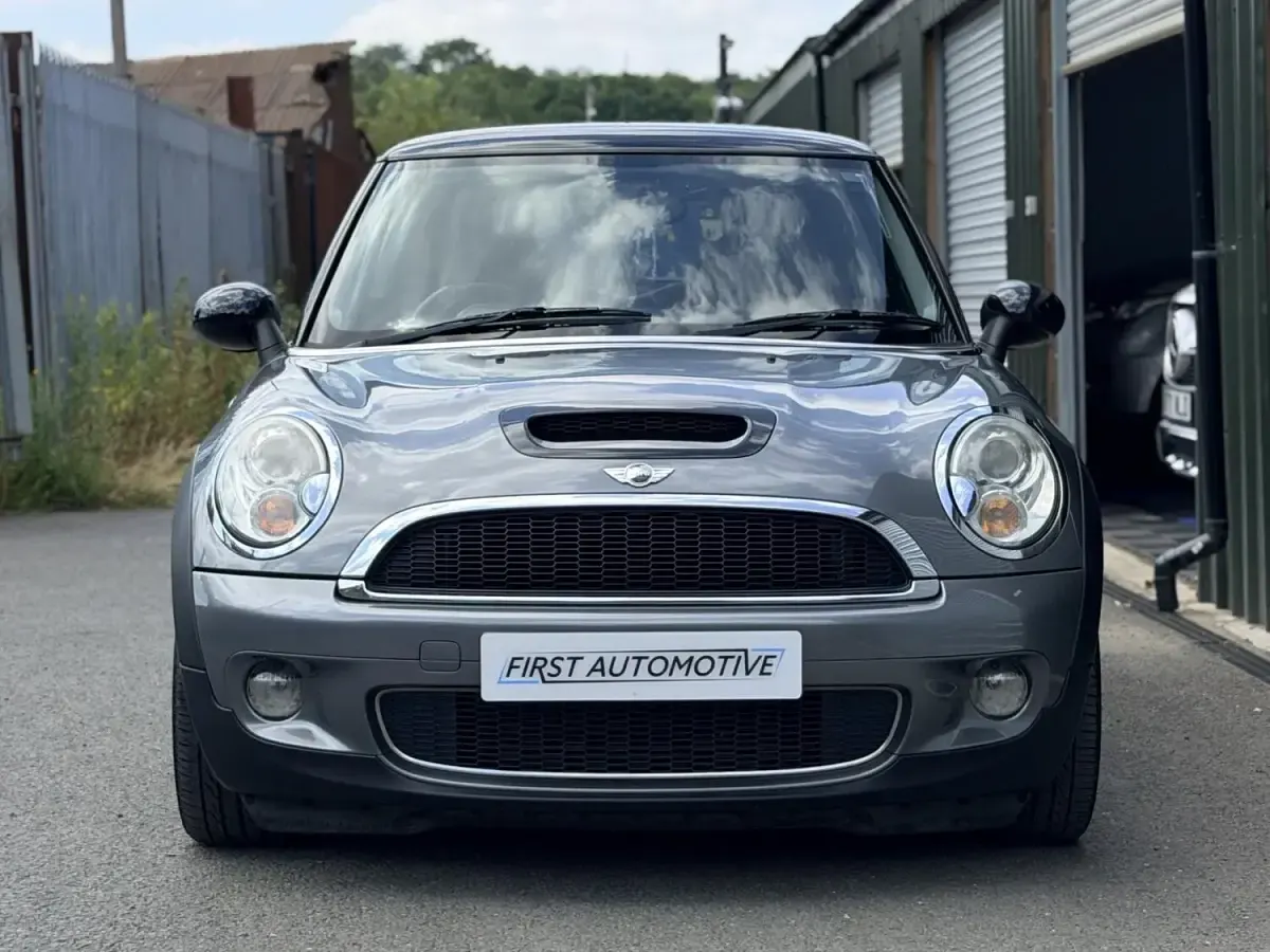 Used Mini Cooper S Hatch 175 HP (128 kW) 2007 Grey Hatchback