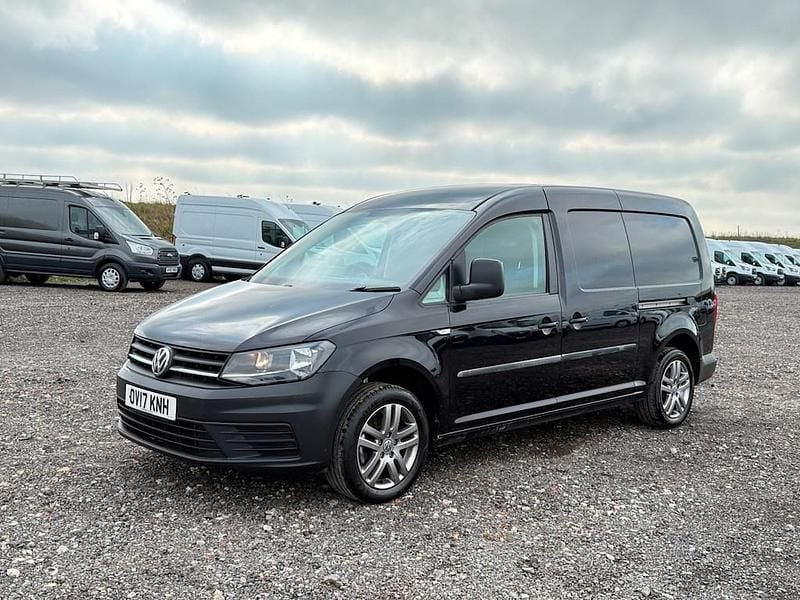 Used VW Caddy Maxi Startline 102 HP (75 kW) 2017 Black MPV