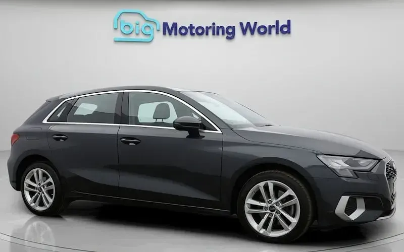 Used Audi A3 Sportback e-tron Sport 204 HP (150 kW) 2023 Hatchback