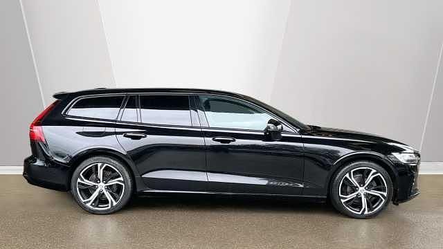 Used Volvo V60 Ultimate 161 HP (118 kW) 2023 Estate