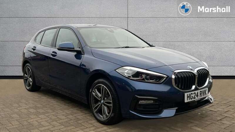 Used BMW 118 Sport Line 136 HP (100 kW) 2024 Phytonic blue metallic paint  Hatchback