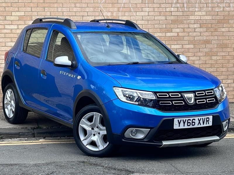 Blue Used 2017 Dacia Sandero Lauréate Hatchback | £4,995 (Fair price) - Image 1/4