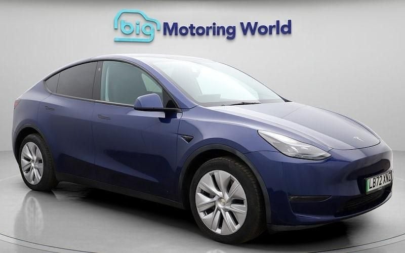 Used 2025 Tesla Model Y Long Range AWD SUV | £28,100 (Super price) - Image 1/4