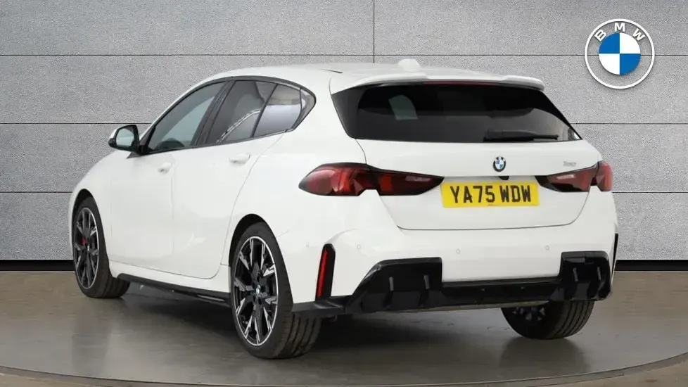 Used BMW 120 M Sport 168 HP (123 kW) 2026 White Hatchback