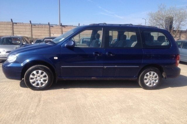 Used 2004 Kia Sedona MPV | £1,495 (Fair price) - Image 1/4