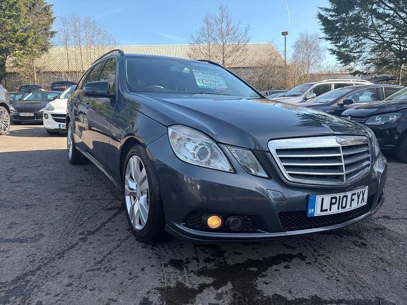 Usado Mercedes E250 SE 2010 Cinzento Carrinha