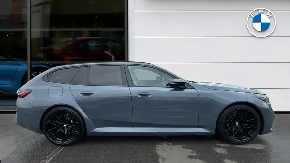 Used BMW M5 Comfort Edition 717 HP (527 kW) 2026 Grey Estate