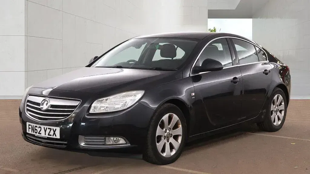 Used Vauxhall Insignia SRi 2012 Black Hatchback