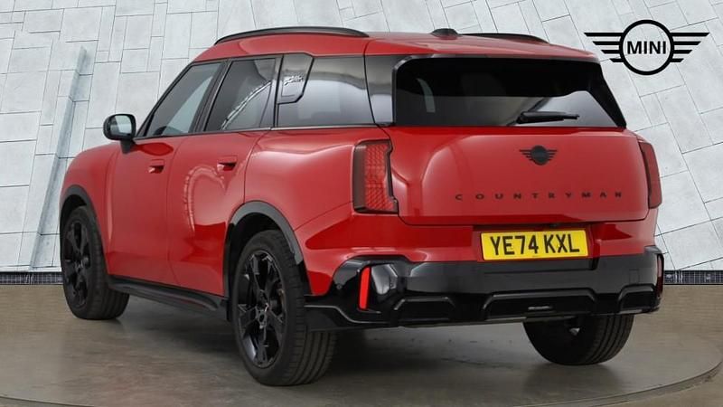 Used Mini Countryman 168 HP (123 kW) 2024 Red SUV