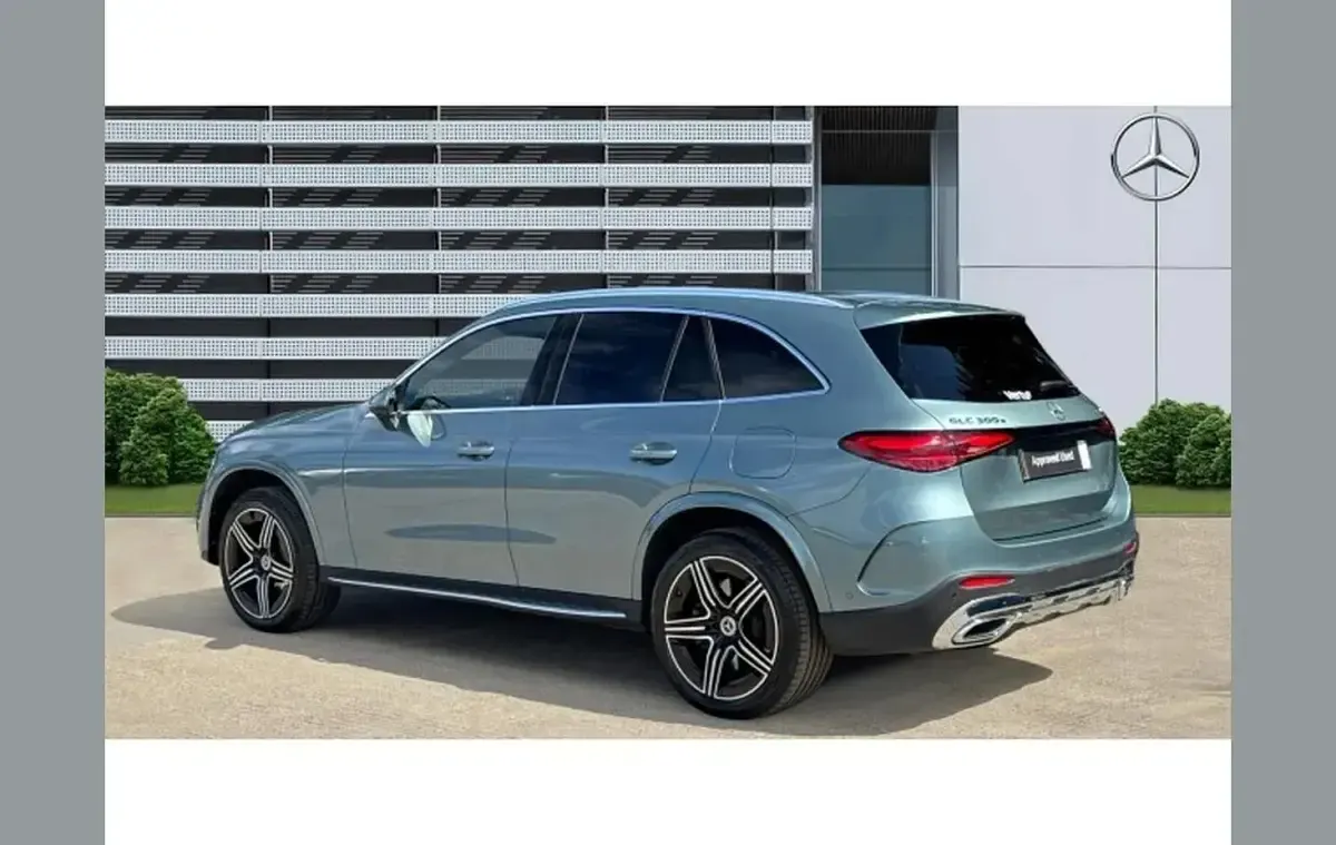 Used Mercedes GLC300 AMG line 313 HP (230 kW) 2025 Silver SUV