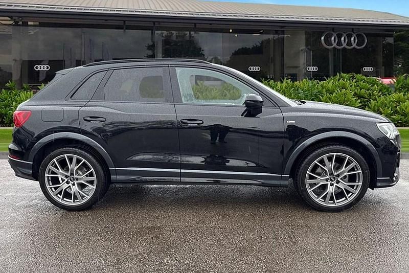 Used Audi Q3 Black Edition 147 HP (108 kW) 2025 Black SUV