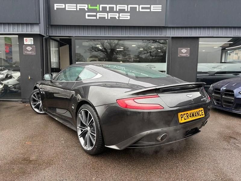 Used Aston Martin Vanquish 565 HP (415 kW) 2012 Silver Coupe