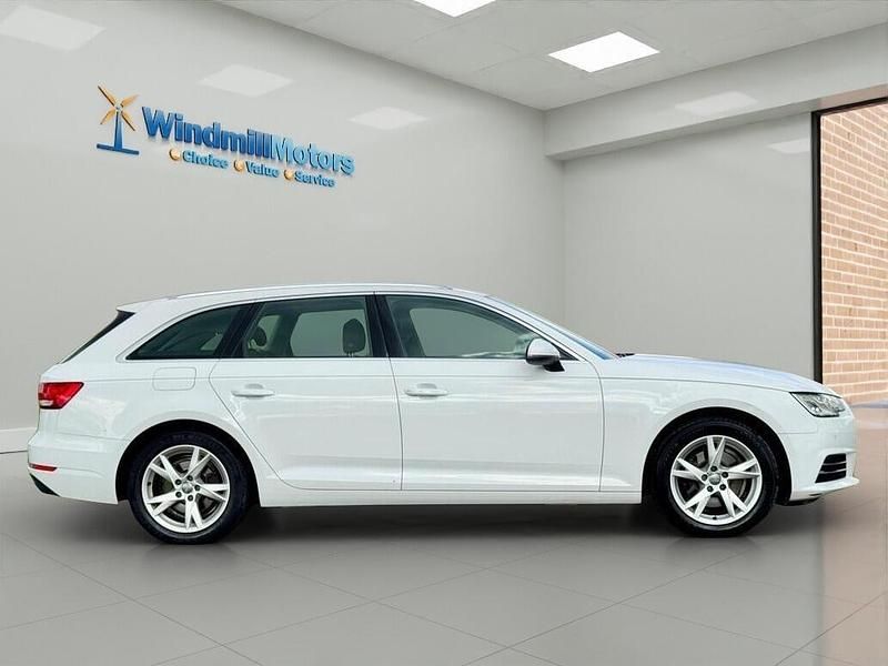 Used Audi A4 Sport 150 HP (110 kW) 2016 White Estate