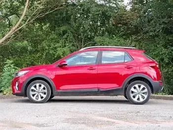 Used Kia Stonic 99 HP (72 kW) 2023 Red SUV