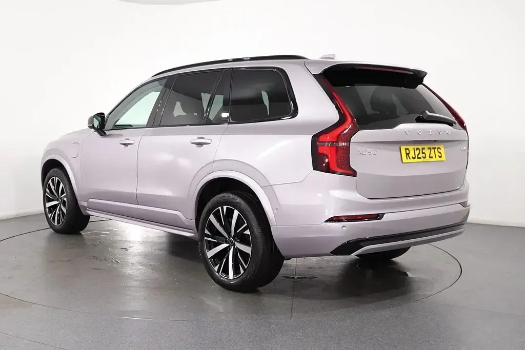 Used Volvo XC90 Plus 455 HP (334 kW) 2025 Silver SUV