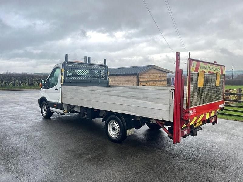 Used Ford Transit 130 HP (95 kW) 2017 White Cabriolet