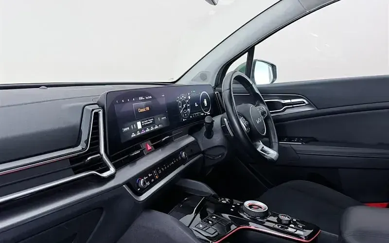 Used Kia Sportage 265 HP (194 kW) 2022 Green SUV