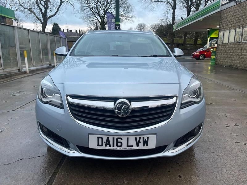 Silver Used 2016 Vauxhall Insignia SRi Estate | £6,495 (A bit pricey) - Image 1/4
