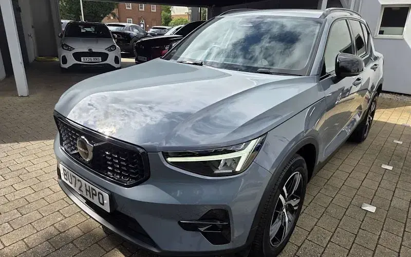 Used Volvo XC40 Plus 163 HP (119 kW) 2026 SUV