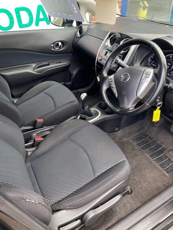 Used Nissan Note Acenta 90 HP (66 kW) 2016 Black MPV