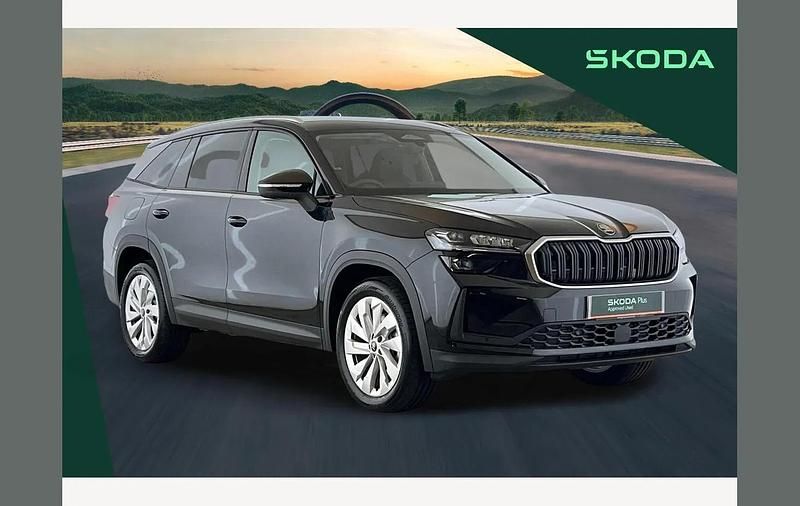 Black magic pearl effect New 2025 Skoda Kodiaq SE L SUV | £37,990 (Super price) - Image 1/4