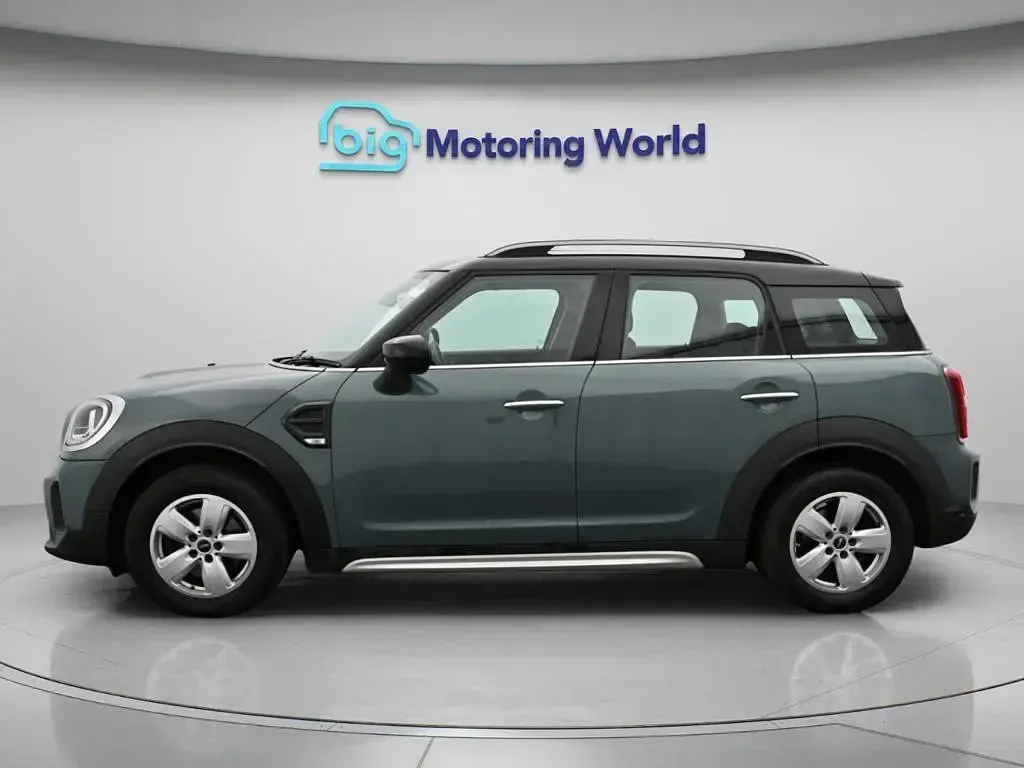 Used Mini Cooper Countryman Classic 136 HP (100 kW) 2021 Green SUV