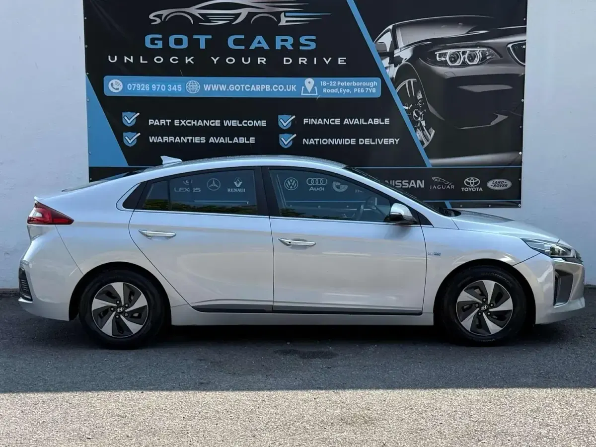Used Hyundai Ioniq Premium 141 HP (103 kW) 2017 Silver Hatchback