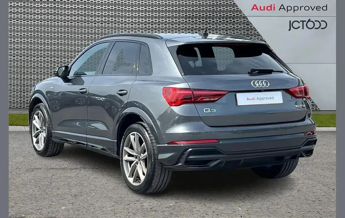 Used Audi Q3 Black Edition 150 HP (110 kW) 2022 Grey SUV