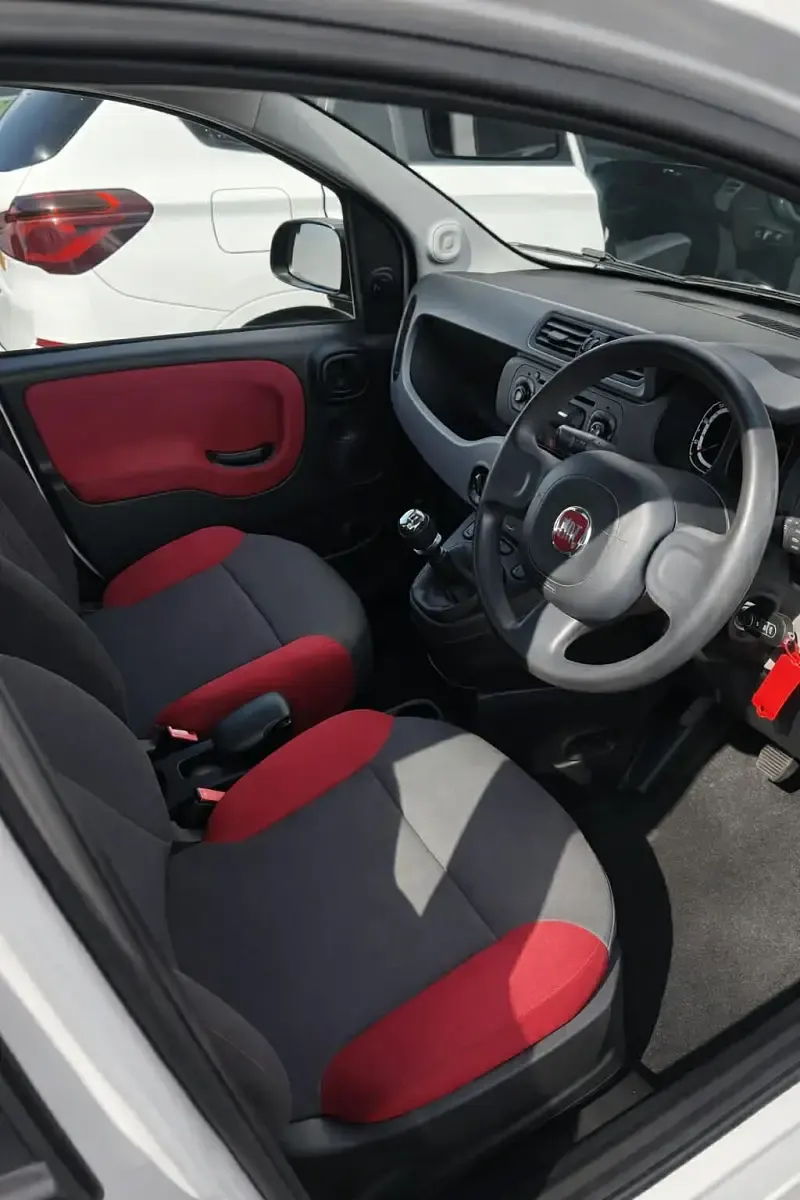 Used Fiat Panda Pop 69 HP (50 kW) 2016 White Hatchback