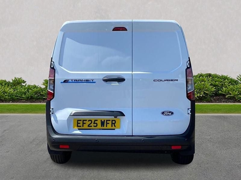 Used Ford E-Transit Trend 100 kW (136 HP) 2025 White Van