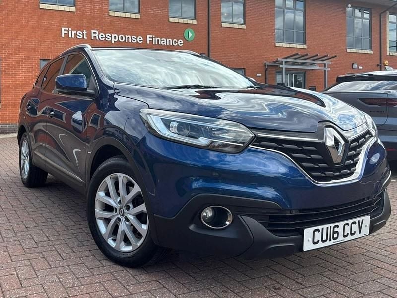 Blue Used 2016 Renault Kadjar Dynamique SUV | £7,300 (Fair price) - Image 1/3
