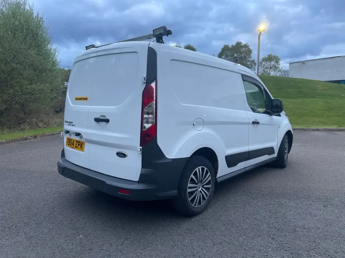 Usado Ford Transit Connect 75 HP (55 kW) 2014 Branco Monovolume