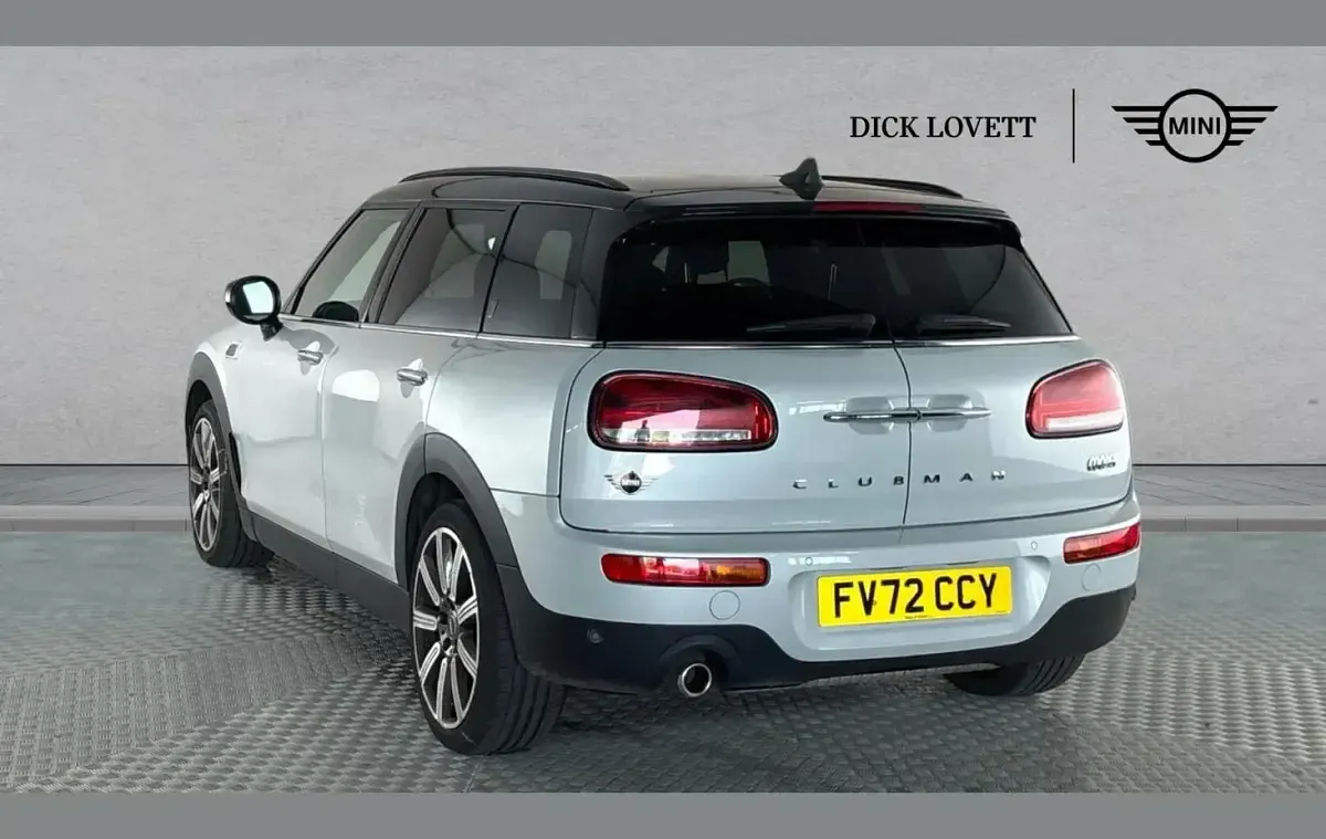 Used Mini Cooper Clubman Exclusive 134 HP (98 kW) 2022 Silver Estate