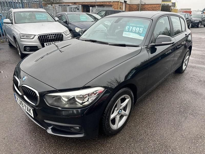 Used BMW 118 2019 Black Hatchback