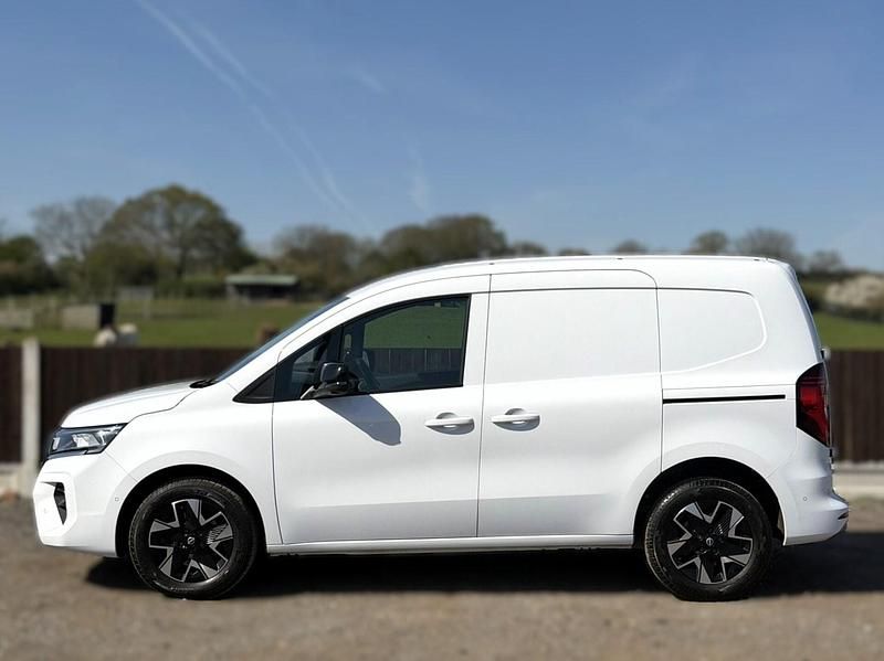 Used Nissan Townstar Tekna+ 2023 White