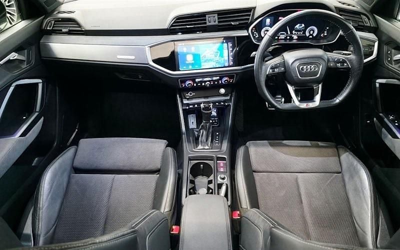 Begagnad Audi Q3 Advanced 230 HK (169 kW) 2019 Svart SUV