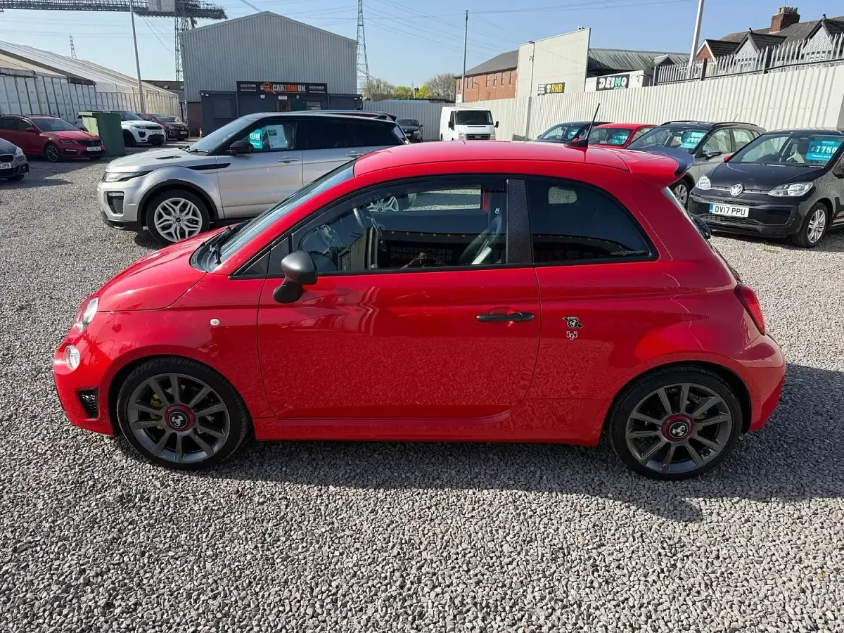 Used Abarth 595 70th Anniversary 165 HP (121 kW) 2018 Red Hatchback