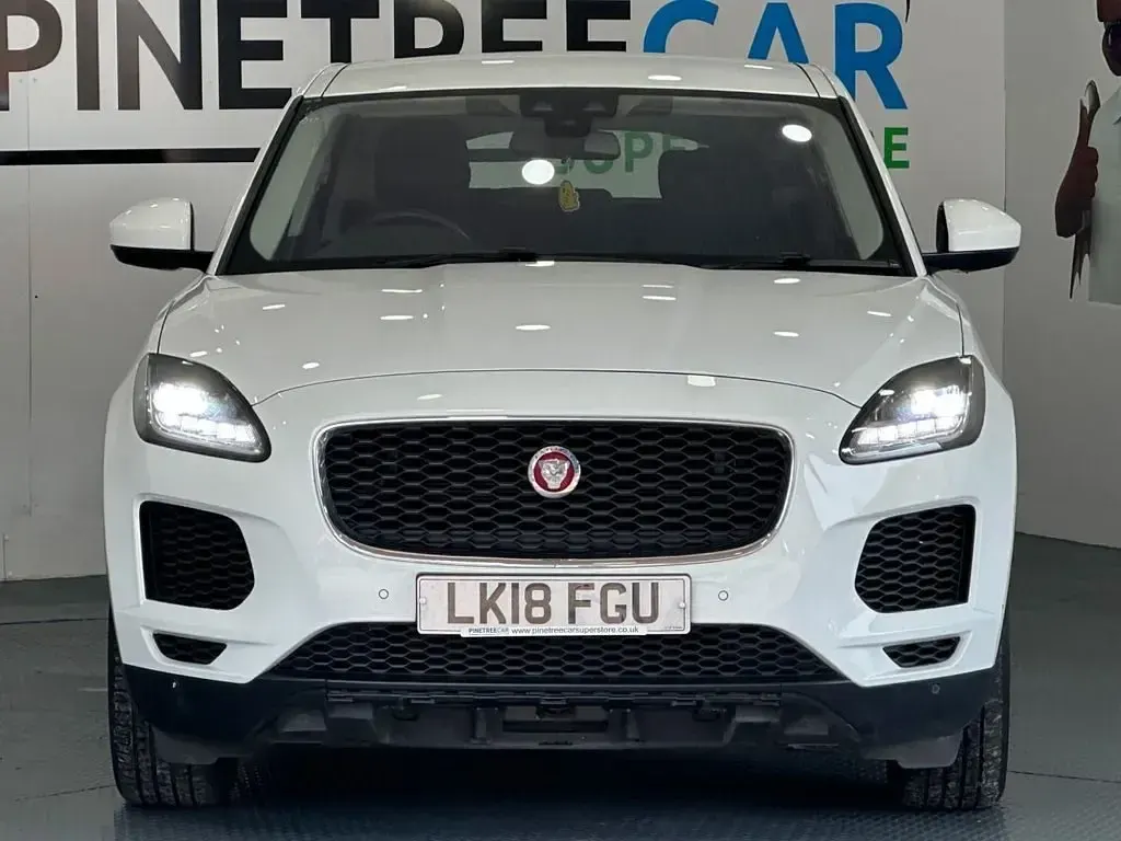 Używany Jaguar E-Pace S 180 KM (132 kW) 2018 Biały SUV