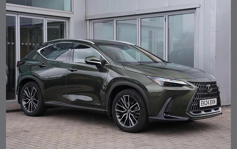 Used Lexus NX450h+ 301 HP (221 kW) 2024 Green SUV