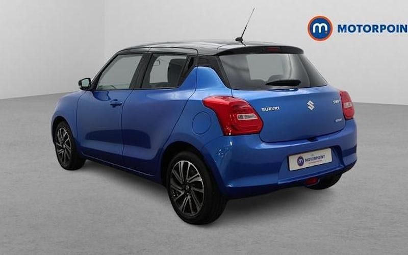 Usado Suzuki Swift SZ5 83 HP (61 kW) 2023 Azul Citadino
